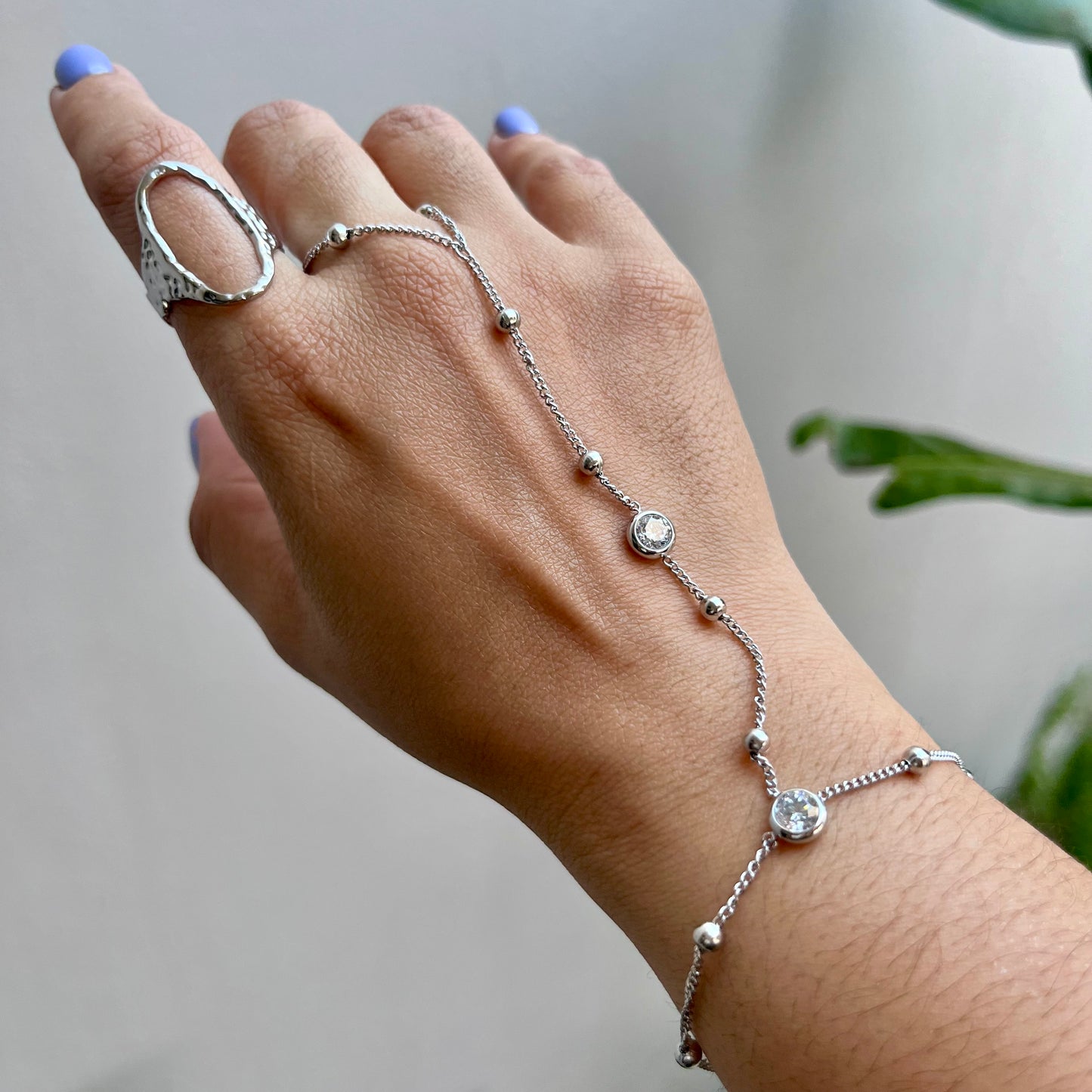 Hand Chain Brillante