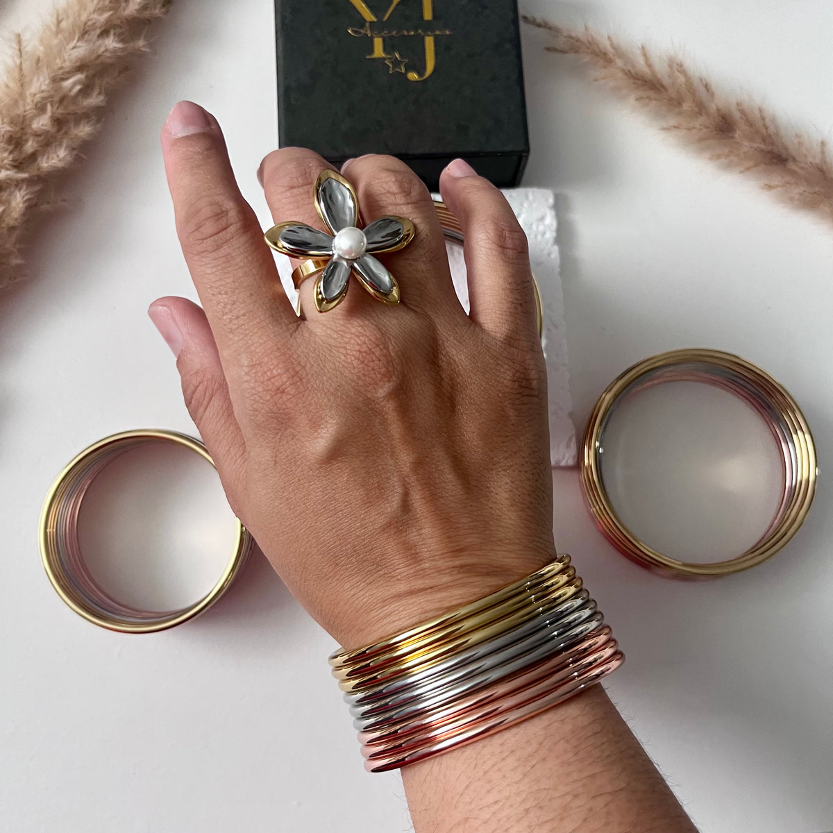 Pulseras Brillo Tricolor (9 piezas) | Recubrimiento IP
