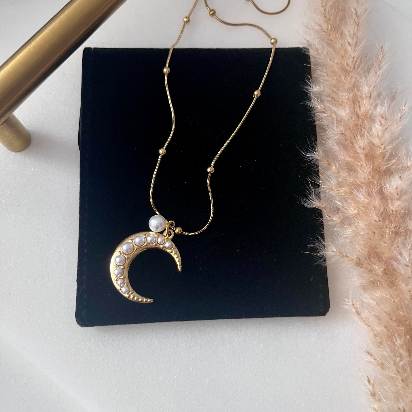 Collar Luna Perlada