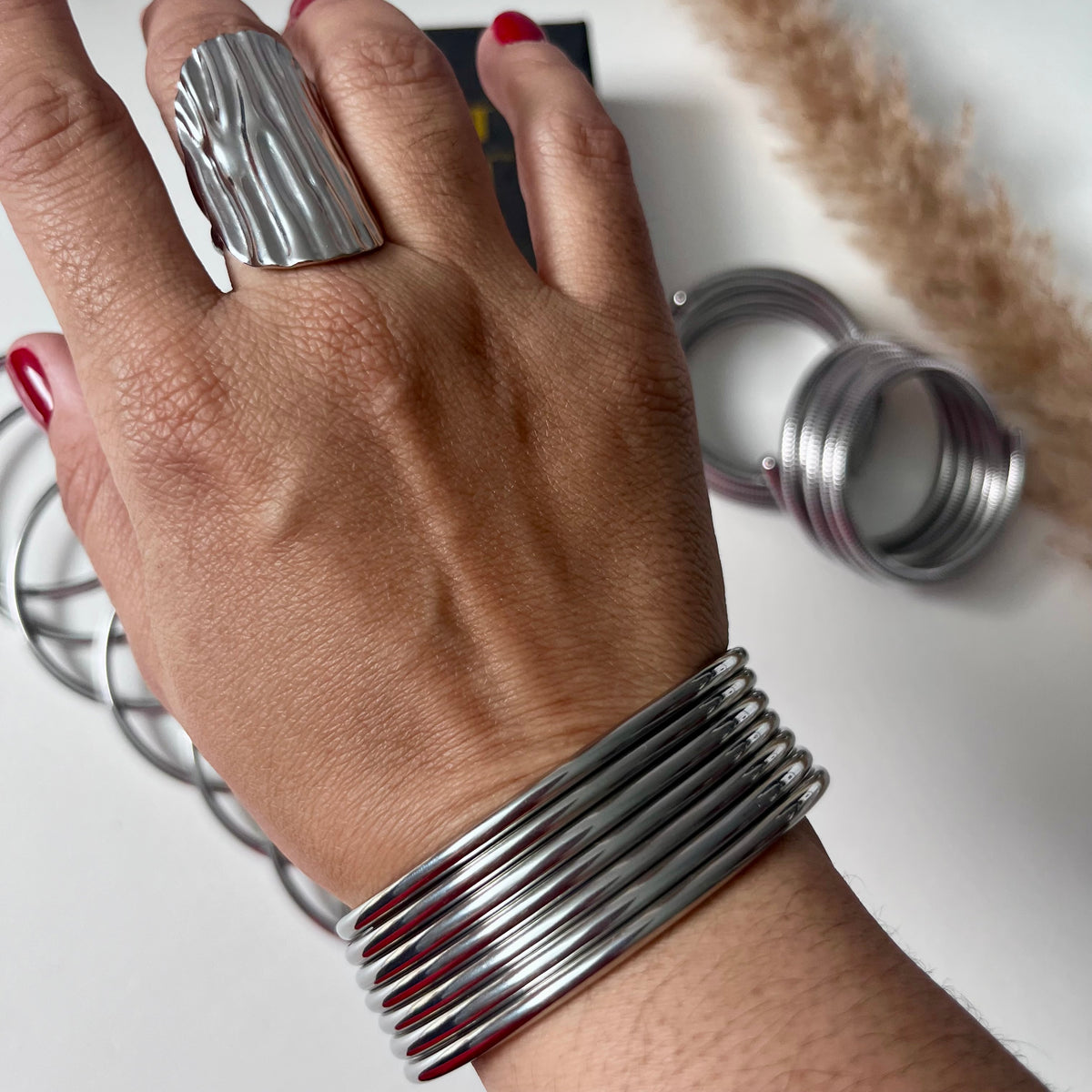 Pulseras Minimal Luxe Plateado (7 piezas)