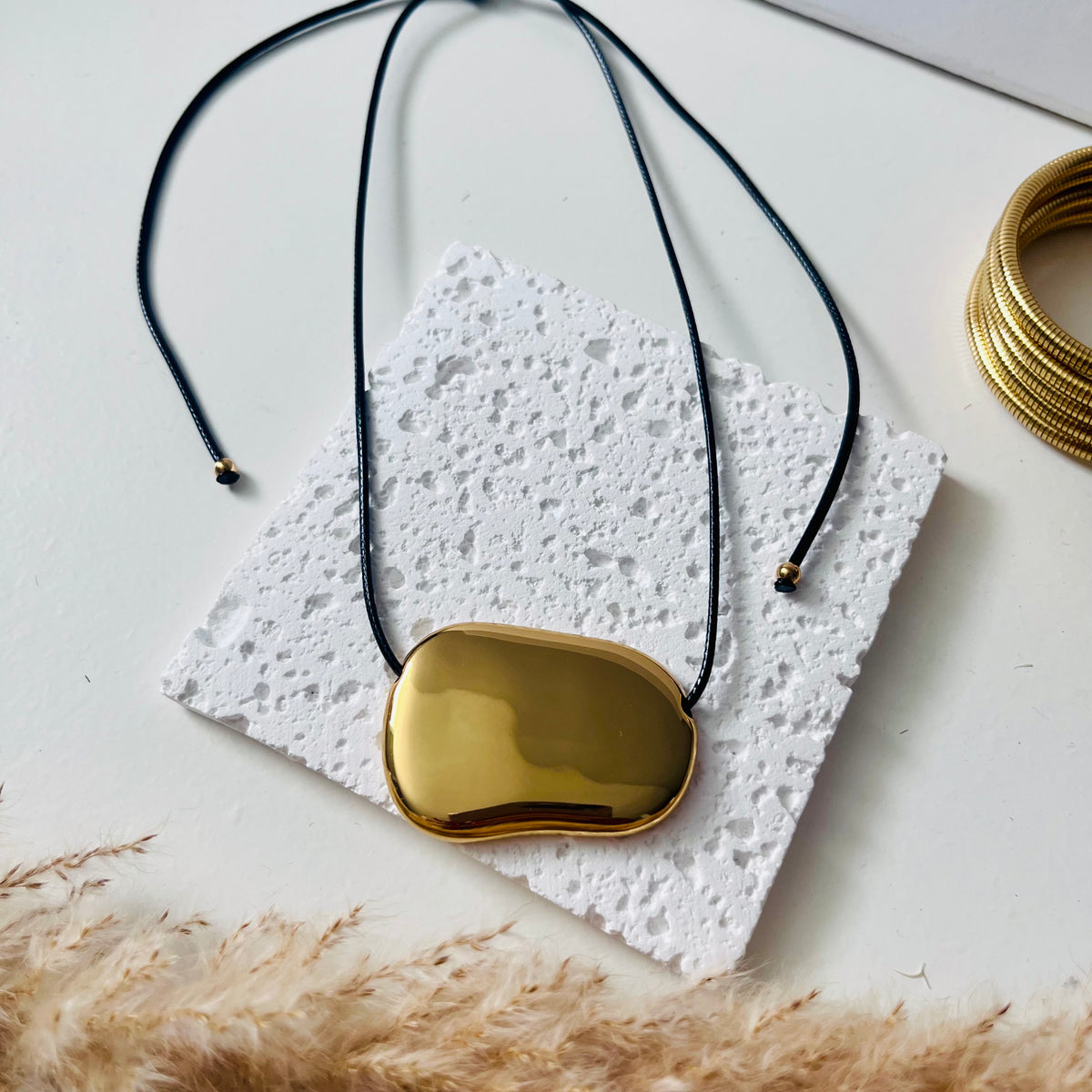 Collar Esencia