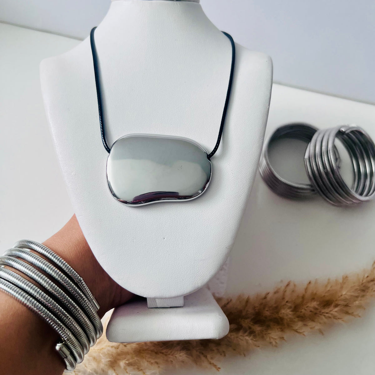 Collar Esencia
