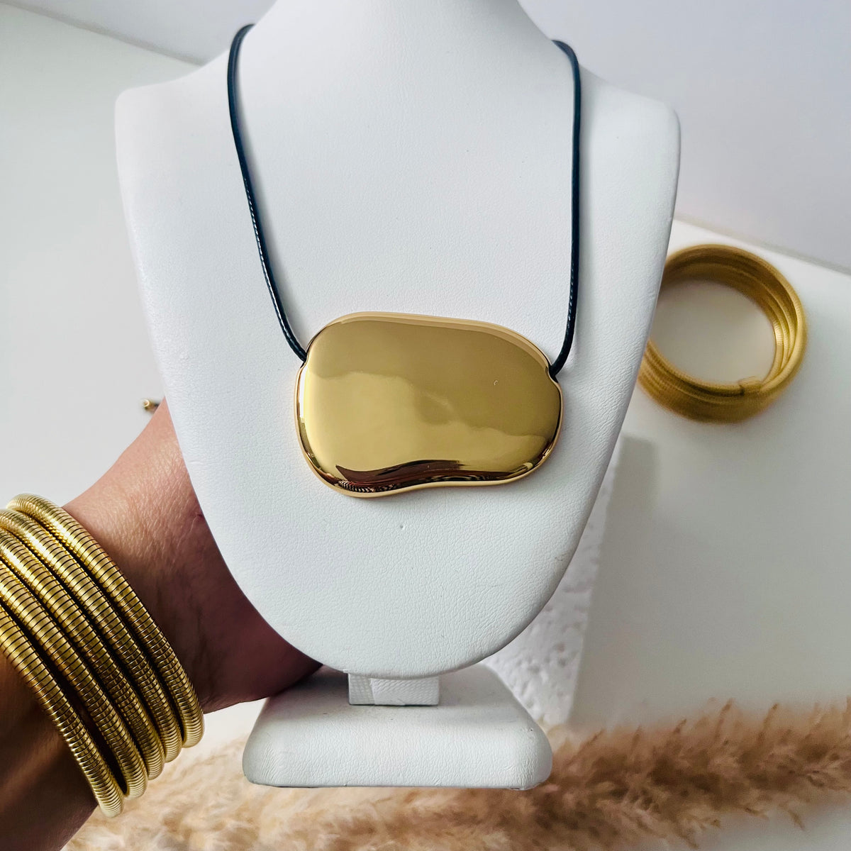 Collar Esencia