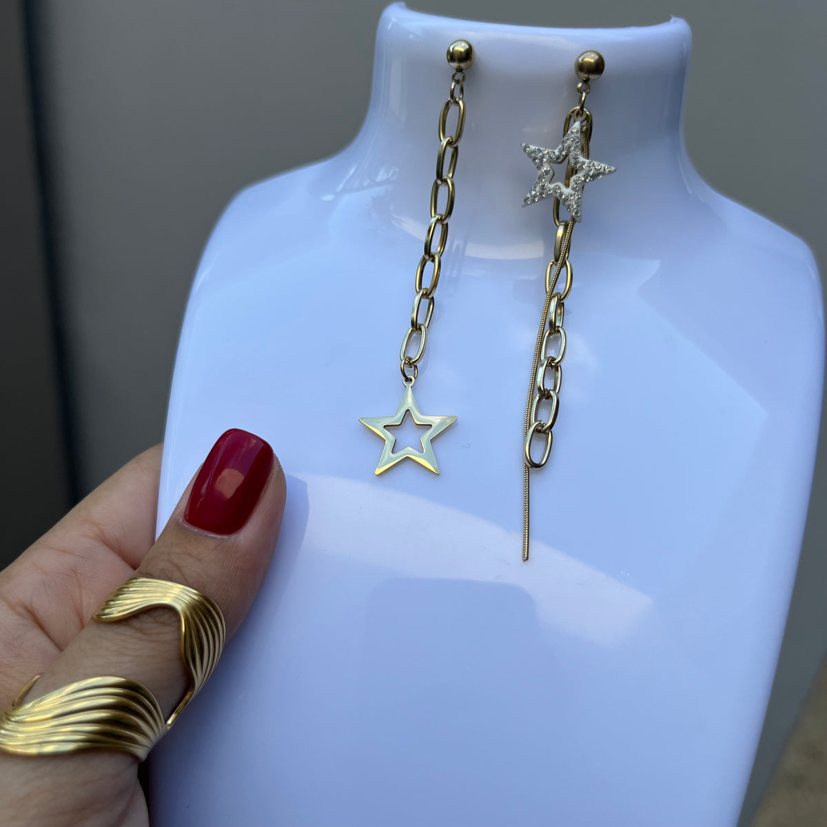Aretes Estrellas Desiguales